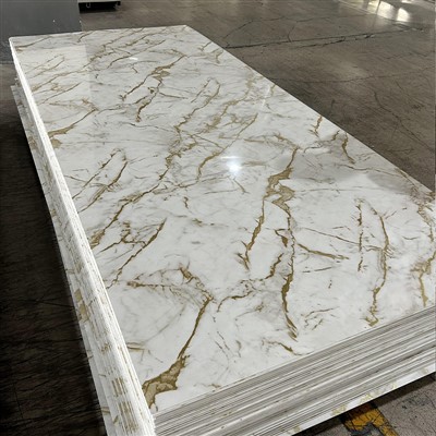 Auksinė blizgi PVC sienų plokštė